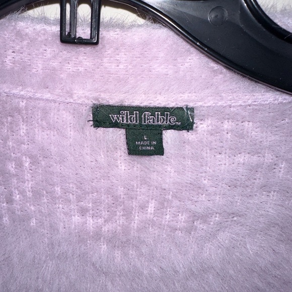 Lavender wild fable crop sweater - Picture 2 of 3